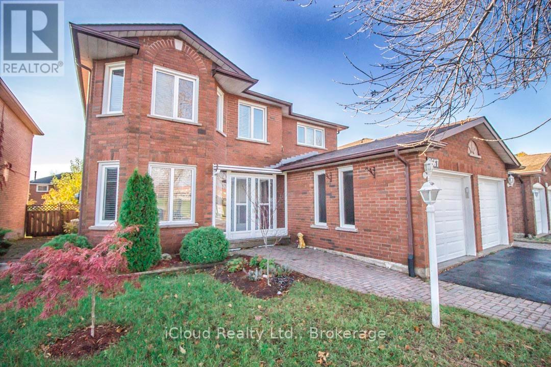 2667 Wynten Way, Oakville, Ontario  L6J 6Z2 - Photo 1 - W12429031