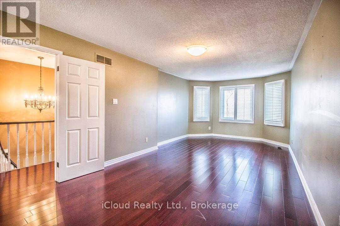 2667 Wynten Way, Oakville, Ontario  L6J 6Z2 - Photo 23 - W12429031