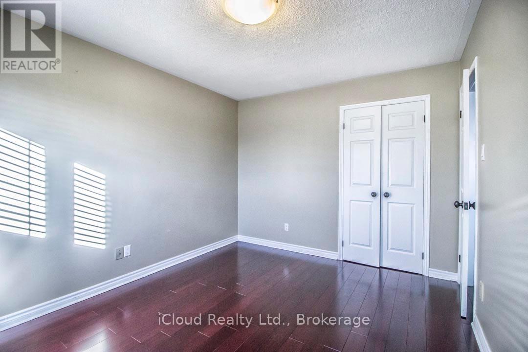 2667 Wynten Way, Oakville, Ontario  L6J 6Z2 - Photo 32 - W12429031