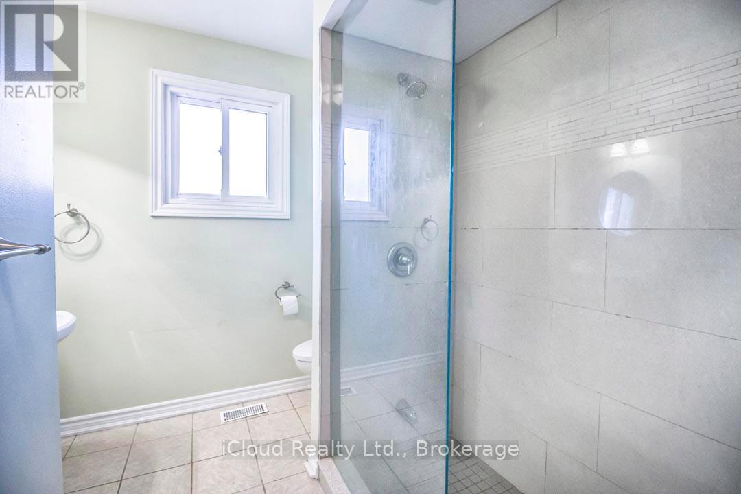 2667 Wynten Way, Oakville, Ontario  L6J 6Z2 - Photo 35 - W12429031