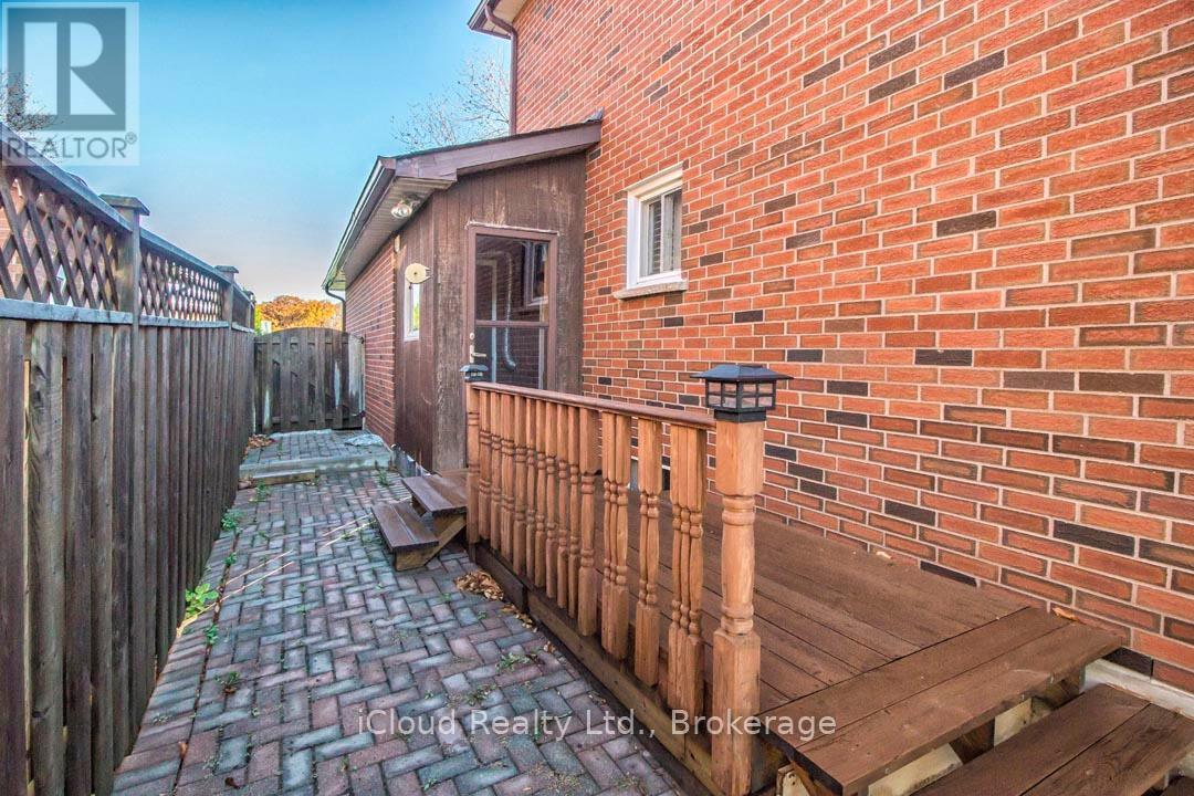 2667 Wynten Way, Oakville, Ontario  L6J 6Z2 - Photo 38 - W12429031