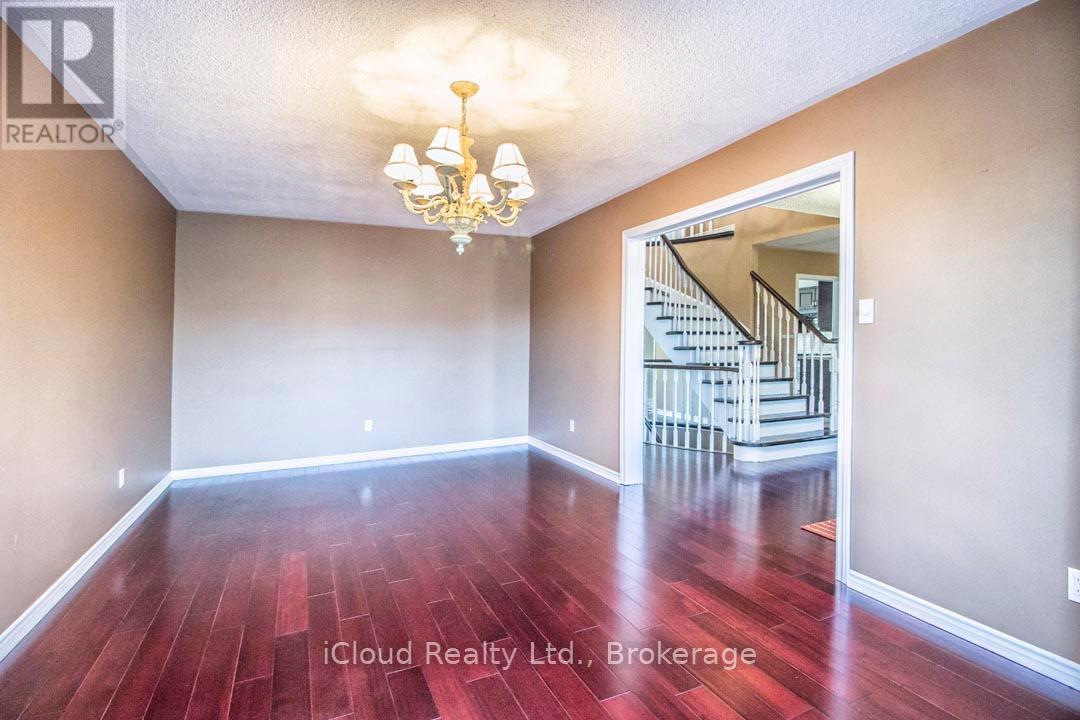 2667 Wynten Way, Oakville, Ontario  L6J 6Z2 - Photo 5 - W12429031