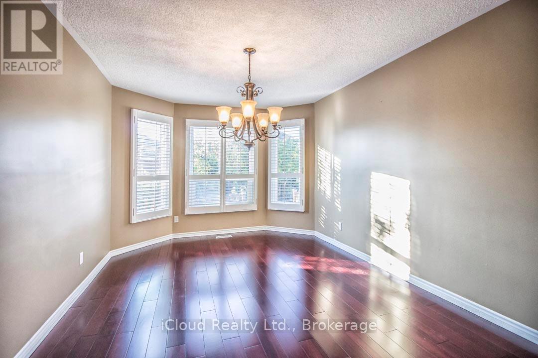 2667 Wynten Way, Oakville, Ontario  L6J 6Z2 - Photo 6 - W12429031