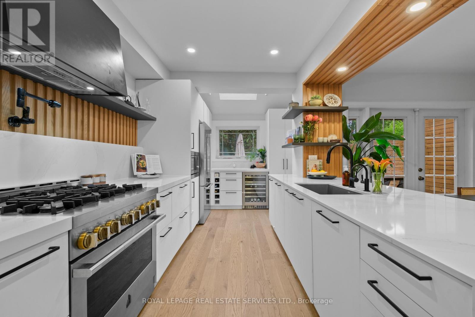 91 Springmount Avenue, Toronto, Ontario  M6H 2Y5 - Photo 15 - W12429034