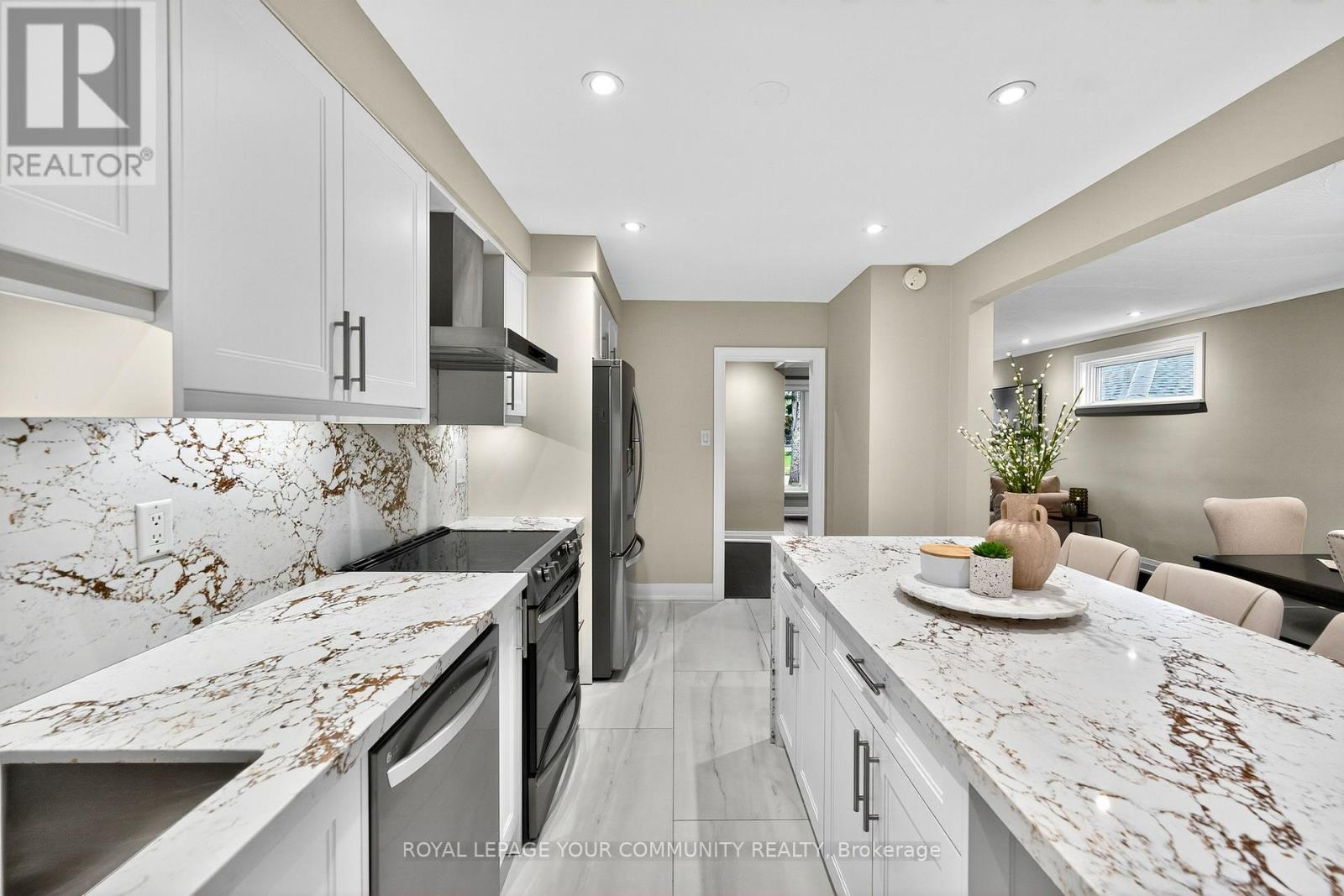 267 Jeffcoat Drive, Toronto (West Humber-Clairville), Ontario  M9W 3E4 - Photo 13 - W12429045