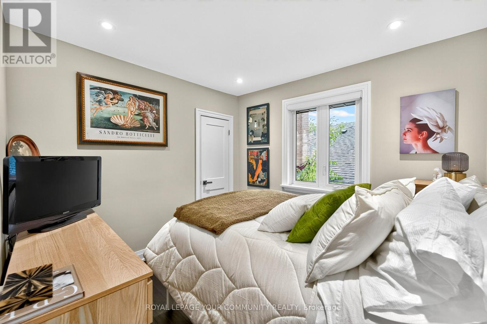 267 Jeffcoat Drive, Toronto (West Humber-Clairville), Ontario  M9W 3E4 - Photo 21 - W12429045