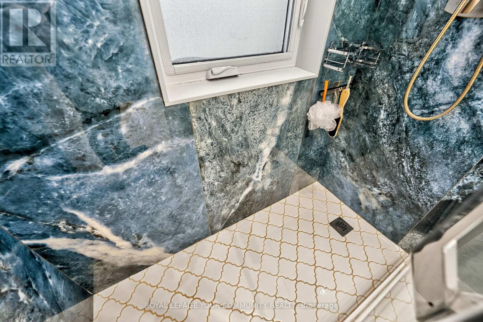 267 Jeffcoat Drive, Toronto (West Humber-Clairville), Ontario  M9W 3E4 - Photo 24 - W12429045