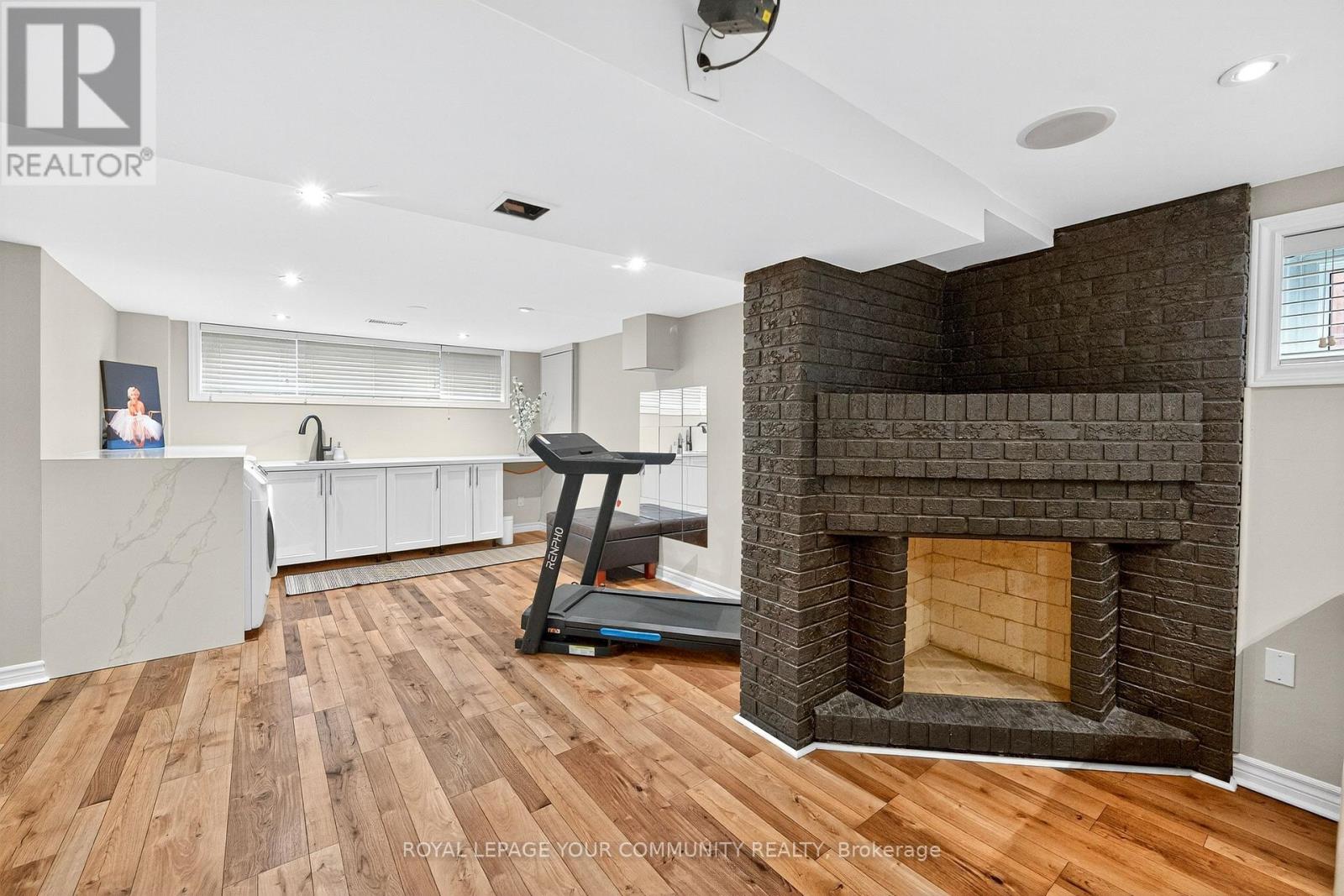 267 Jeffcoat Drive, Toronto (West Humber-Clairville), Ontario  M9W 3E4 - Photo 30 - W12429045