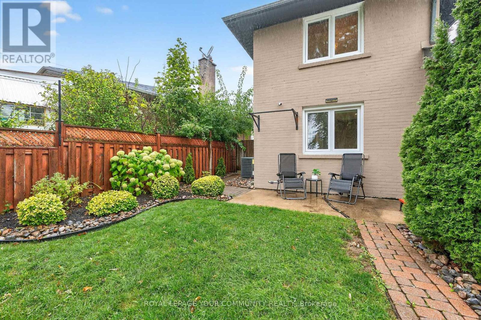 267 Jeffcoat Drive, Toronto (West Humber-Clairville), Ontario  M9W 3E4 - Photo 39 - W12429045