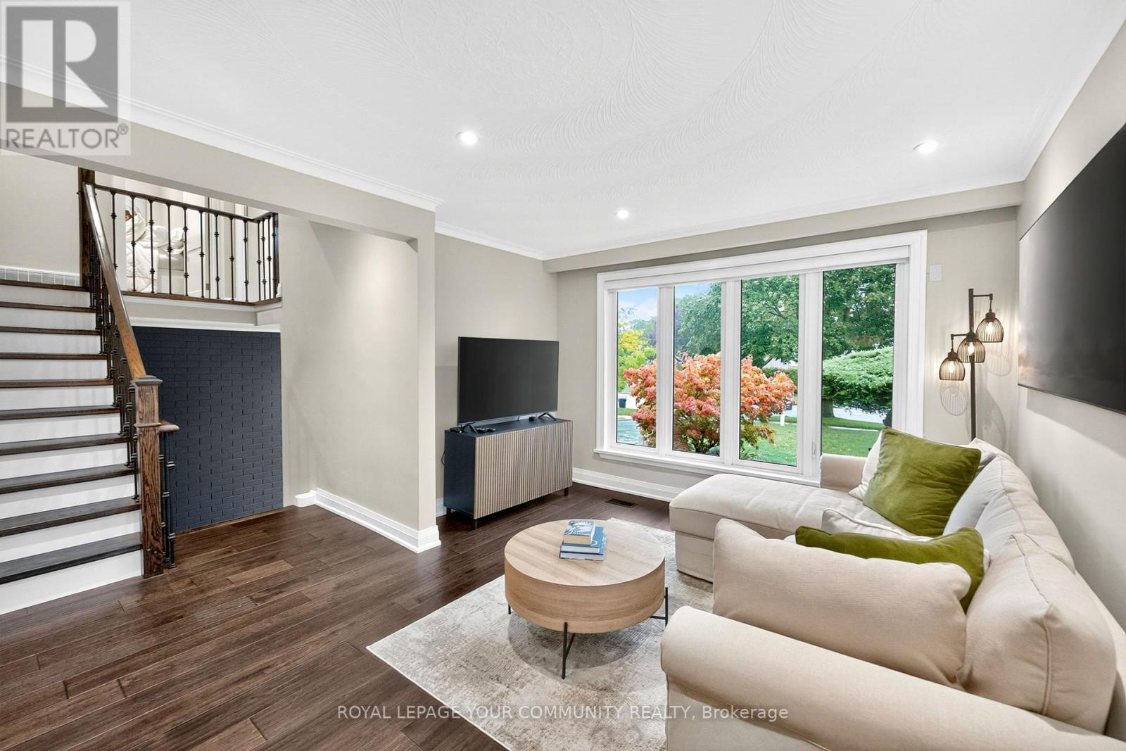 267 Jeffcoat Drive, Toronto (West Humber-Clairville), Ontario  M9W 3E4 - Photo 5 - W12429045