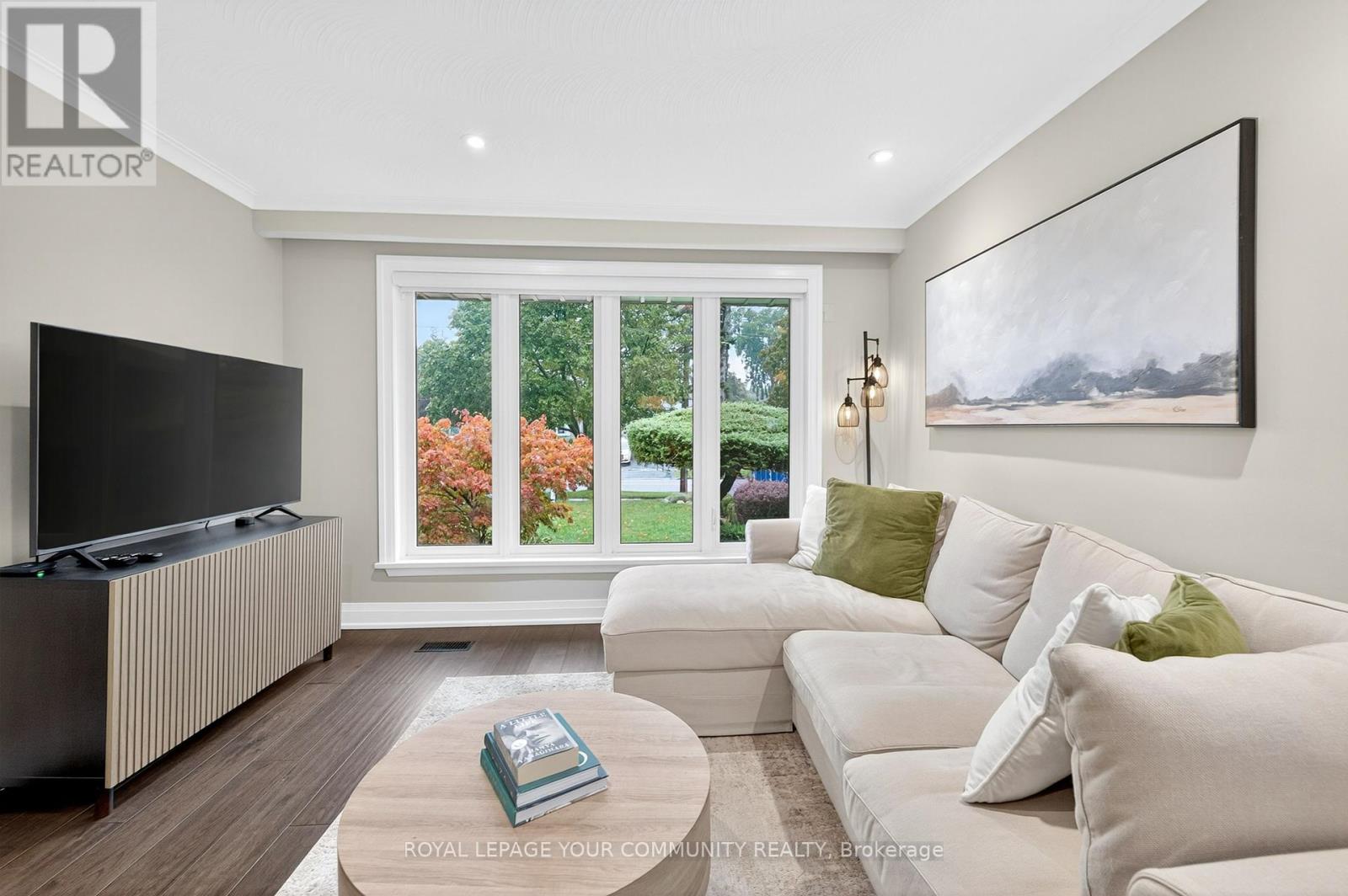 267 Jeffcoat Drive, Toronto (West Humber-Clairville), Ontario  M9W 3E4 - Photo 6 - W12429045
