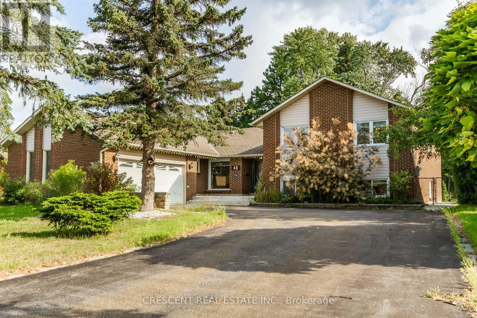 42 BOREHAM CIRCLE, Brampton, Ontario