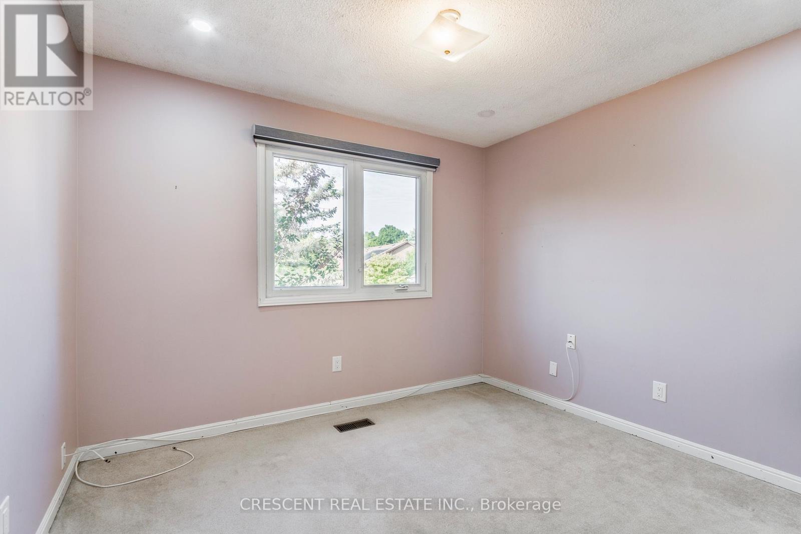 42 Boreham Circle, Brampton, Ontario  L6Z 1T4 - Photo 21 - W12429054