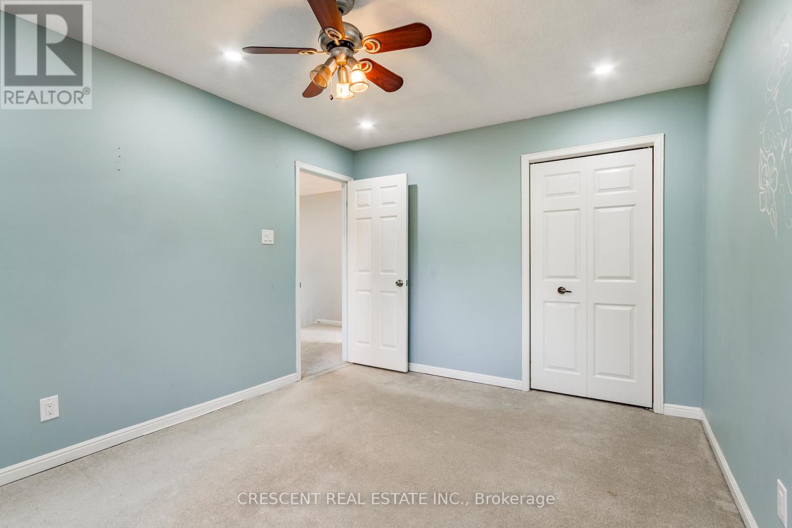42 Boreham Circle, Brampton, Ontario  L6Z 1T4 - Photo 24 - W12429054