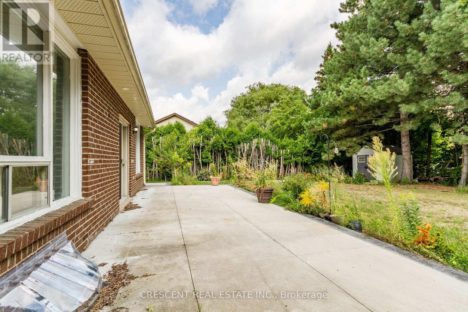 42 Boreham Circle, Brampton, Ontario  L6Z 1T4 - Photo 45 - W12429054