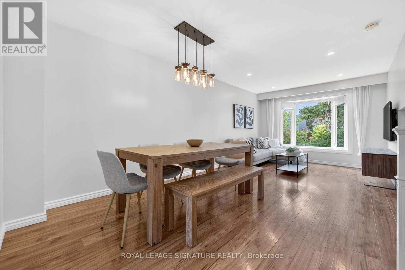 3330 Kings Masting Crescent, Mississauga, Ontario  L5L 1G6 - Photo 11 - W12429058