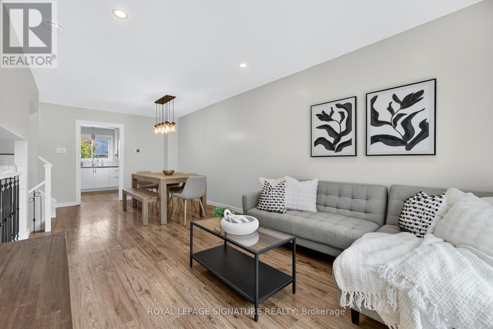 3330 Kings Masting Crescent, Mississauga, Ontario  L5L 1G6 - Photo 14 - W12429058