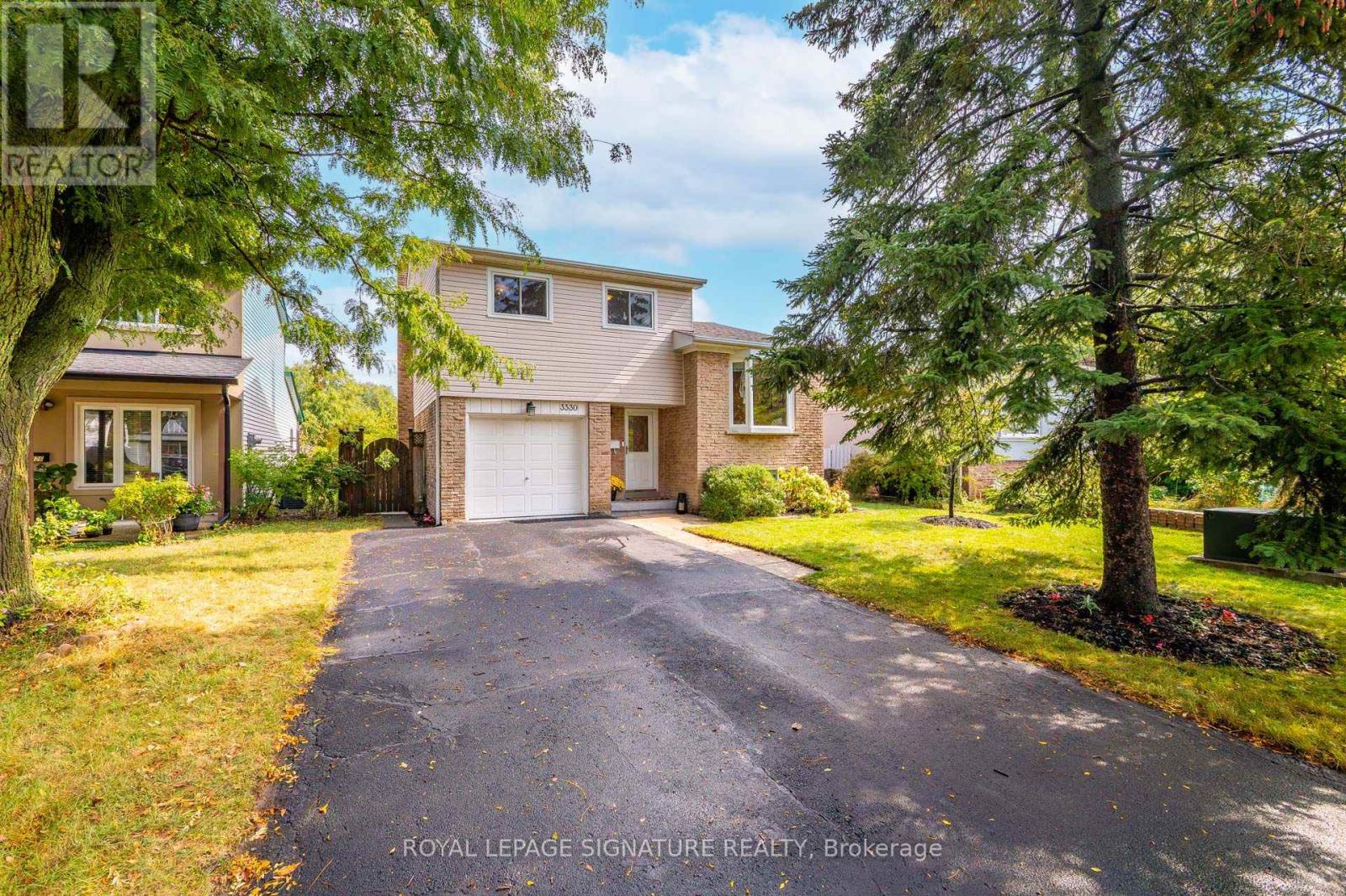 3330 Kings Masting Crescent, Mississauga, Ontario  L5L 1G6 - Photo 3 - W12429058