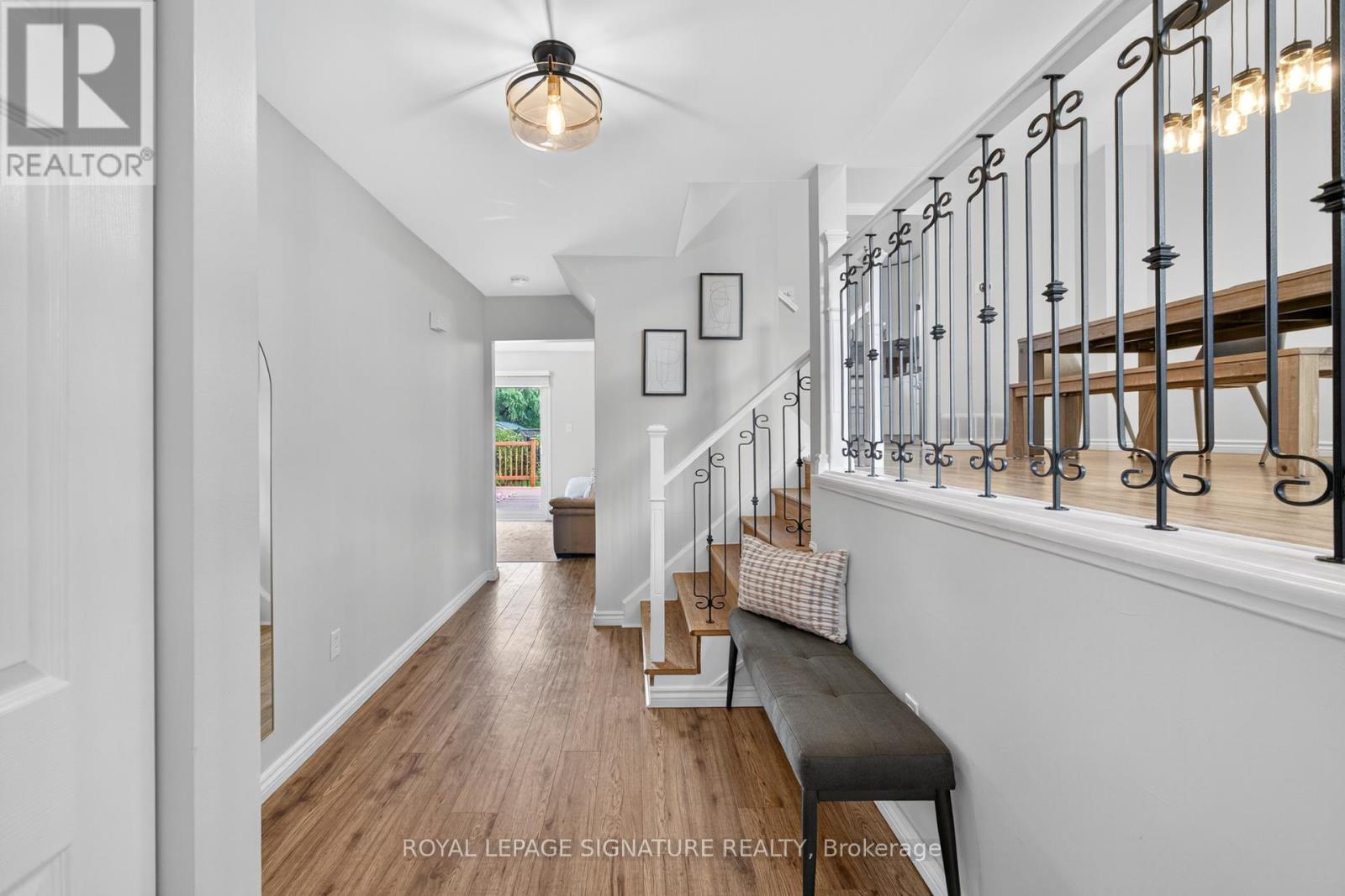 3330 Kings Masting Crescent, Mississauga, Ontario  L5L 1G6 - Photo 6 - W12429058