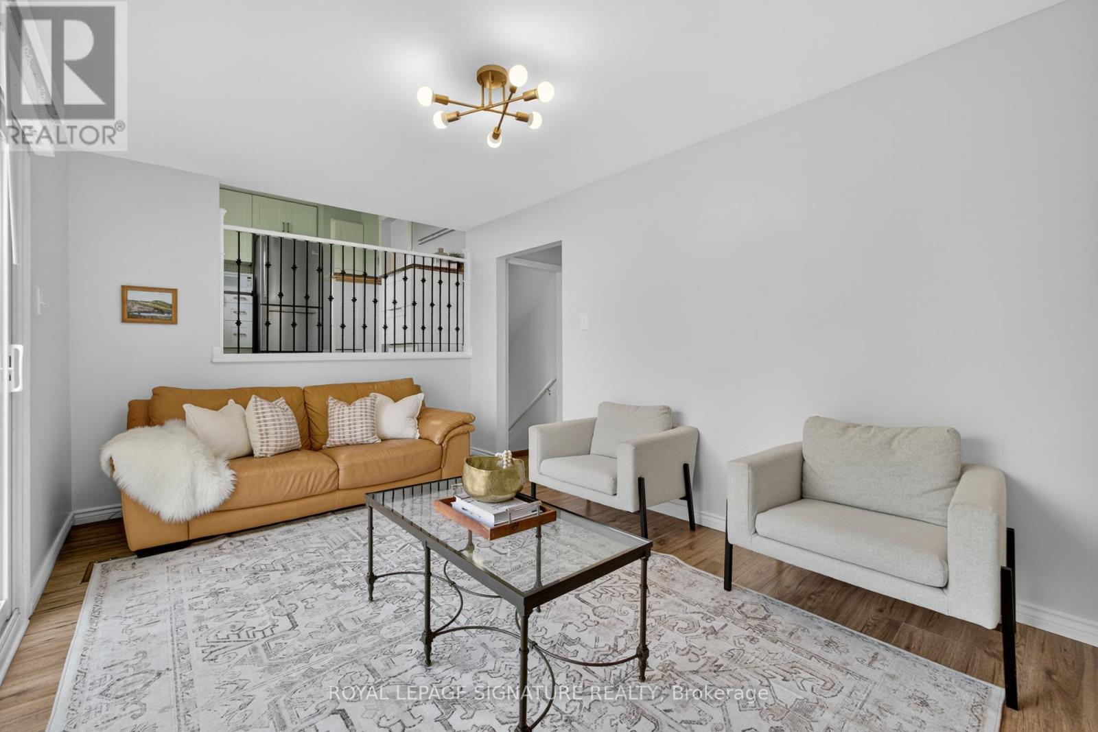 3330 Kings Masting Crescent, Mississauga, Ontario  L5L 1G6 - Photo 9 - W12429058