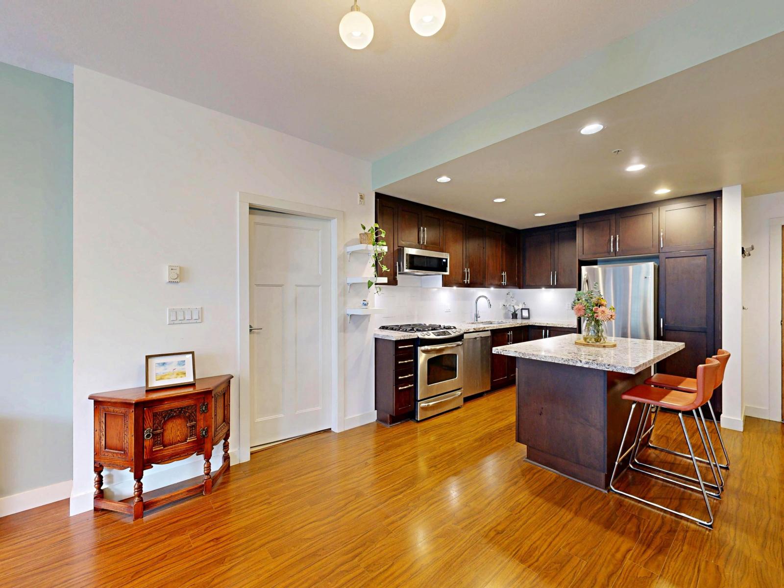 213 15428 31 Avenue, Surrey, British Columbia  V3Z 3W4 - Photo 11 - R3052683