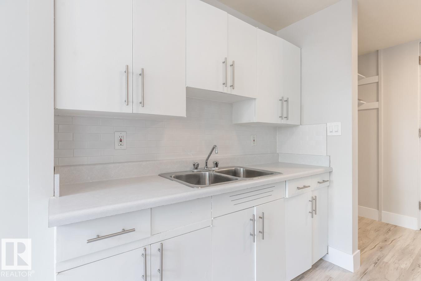 #205 10135 120 St Nw, Edmonton, Alberta  T5K 2A1 - Photo 10 - E4459679