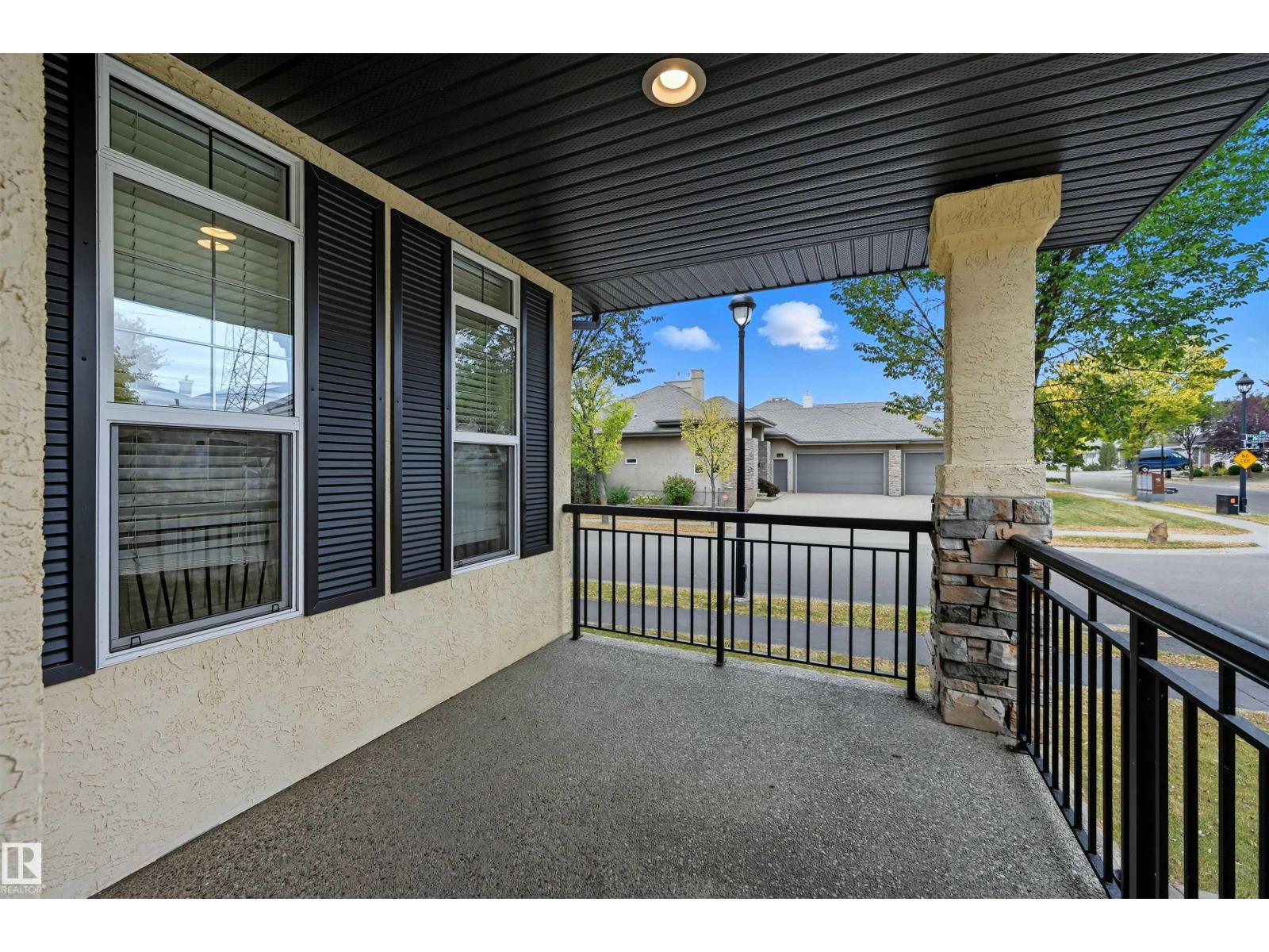976 Hollingsworth Bn Nw, Edmonton, Alberta  T6R 3G7 - Photo 2 - E4459683