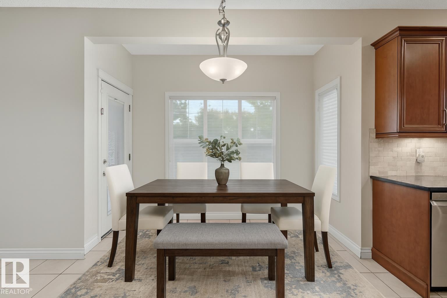 976 Hollingsworth Bn Nw, Edmonton, Alberta  T6R 3G7 - Photo 21 - E4459683