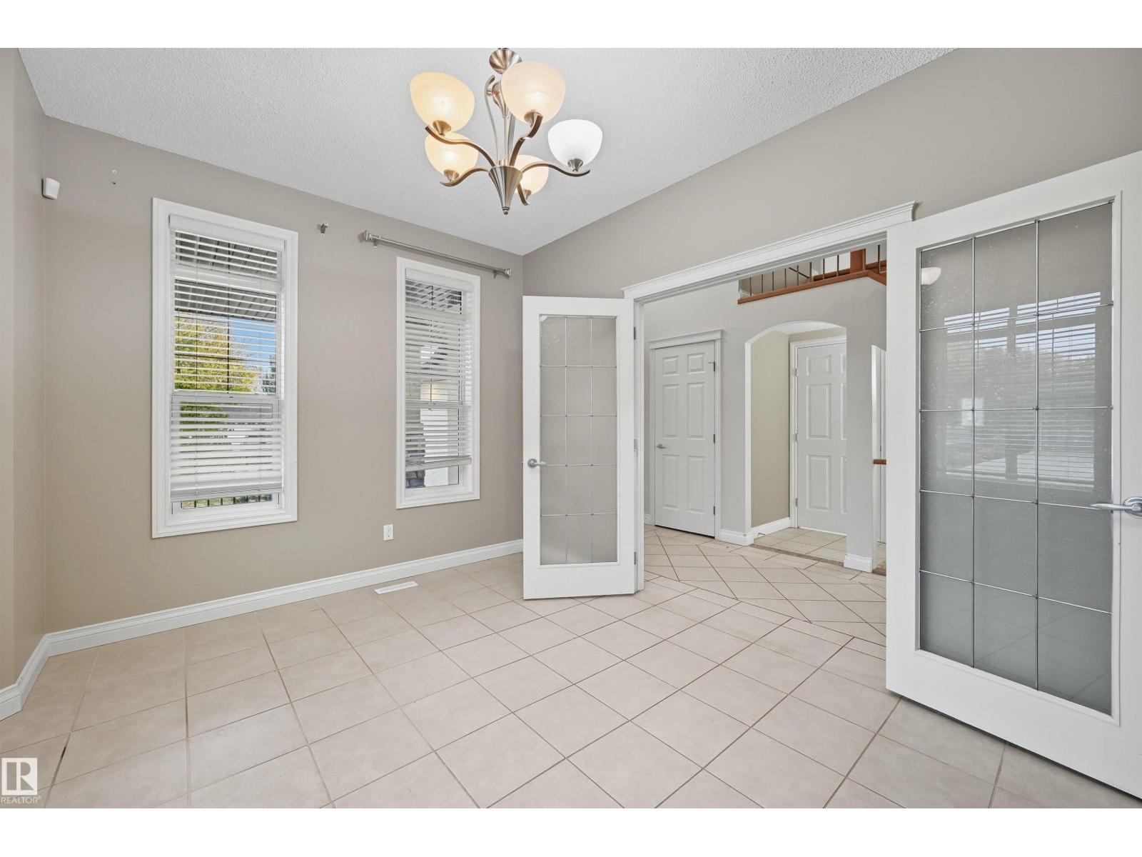976 Hollingsworth Bn Nw, Edmonton, Alberta  T6R 3G7 - Photo 9 - E4459683