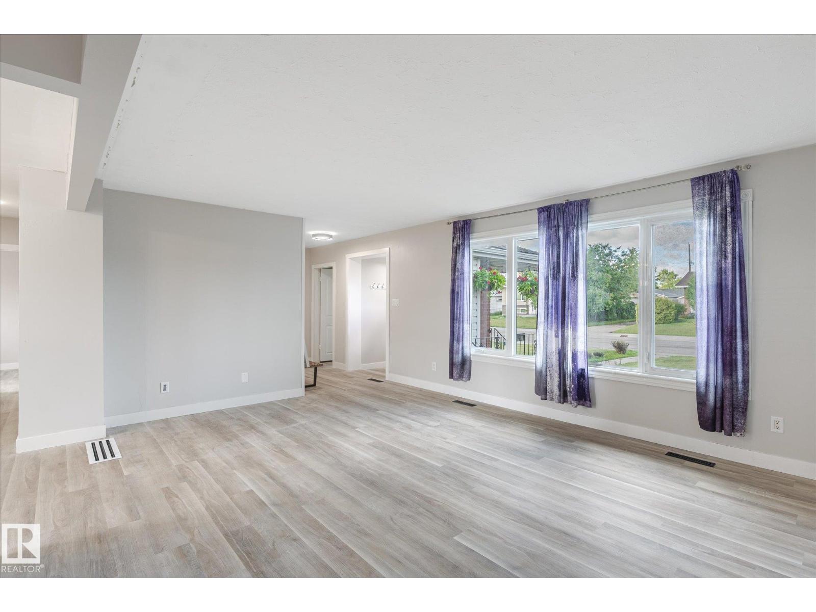 13543 139 St Nw, Edmonton, Alberta  T5L 2C5 - Photo 10 - E4459684