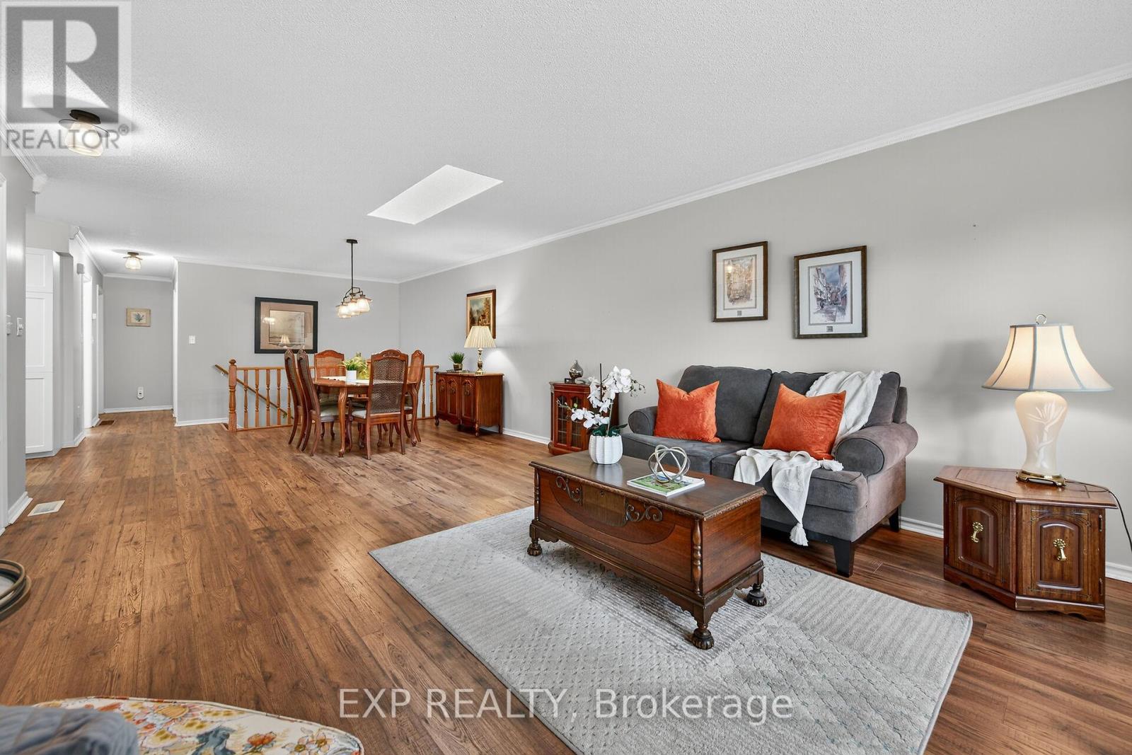 2 - 20 Courtland Drive, Brantford, Ontario  N3R 7Y2 - Photo 12 - X12428890