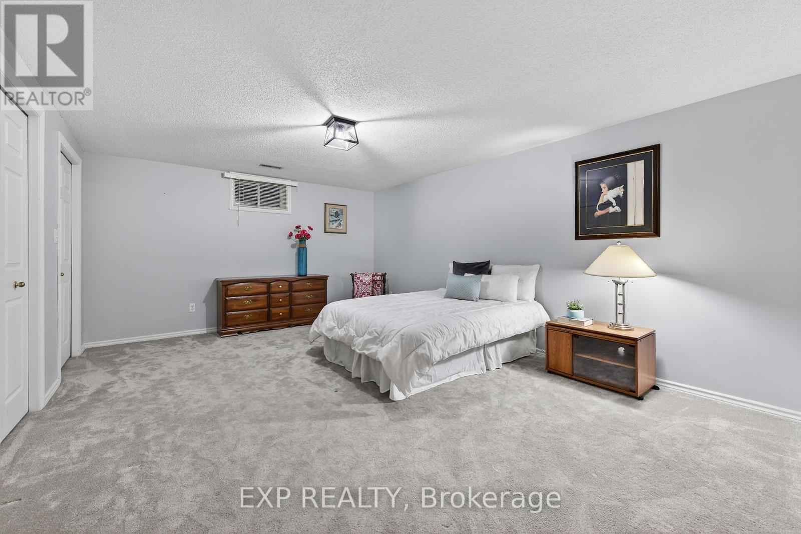 2 - 20 Courtland Drive, Brantford, Ontario  N3R 7Y2 - Photo 21 - X12428890