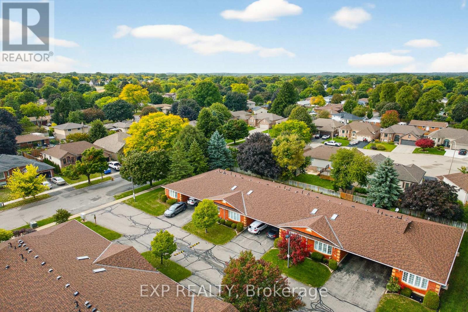 2 - 20 Courtland Drive, Brantford, Ontario  N3R 7Y2 - Photo 30 - X12428890