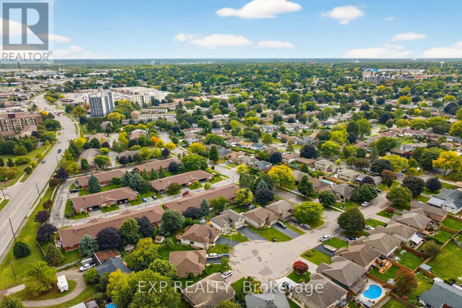 2 - 20 Courtland Drive, Brantford, Ontario  N3R 7Y2 - Photo 34 - X12428890