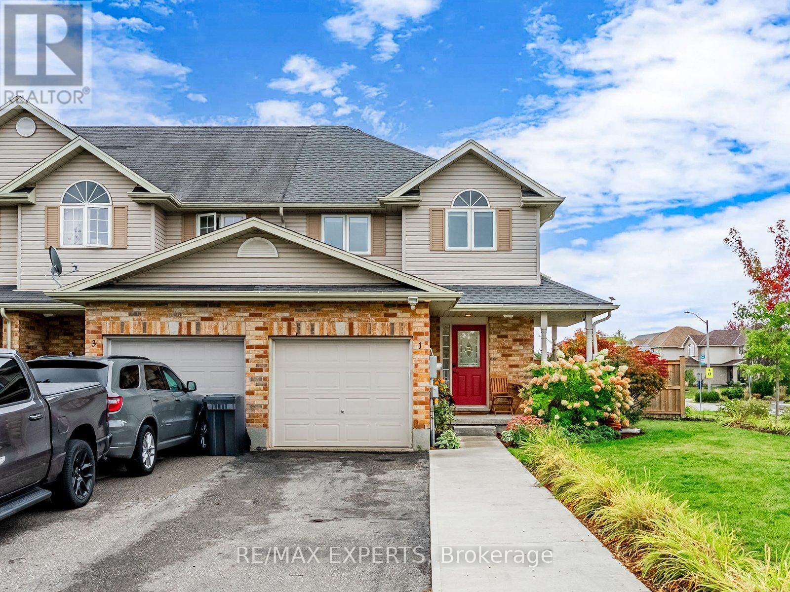 1 CLOUGH CRESCENT, Guelph, Ontario