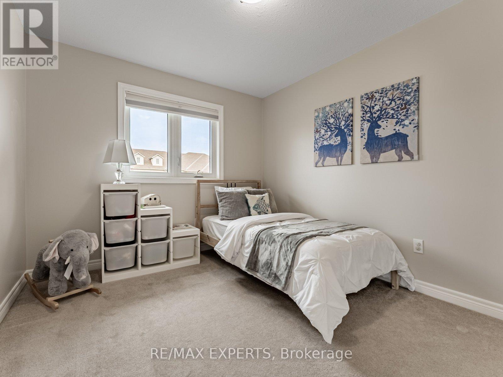 1 Clough Crescent, Guelph, Ontario  N1L 0G1 - Photo 22 - X12428898