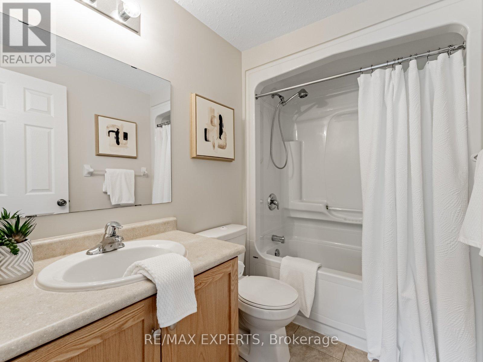 1 Clough Crescent, Guelph, Ontario  N1L 0G1 - Photo 25 - X12428898