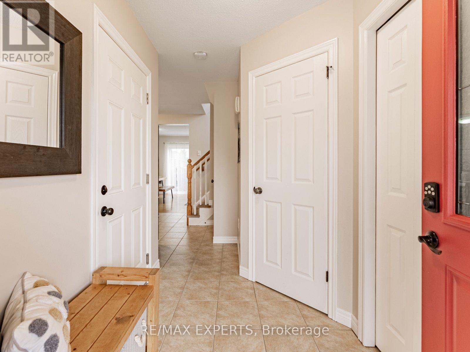 1 Clough Crescent, Guelph, Ontario  N1L 0G1 - Photo 6 - X12428898