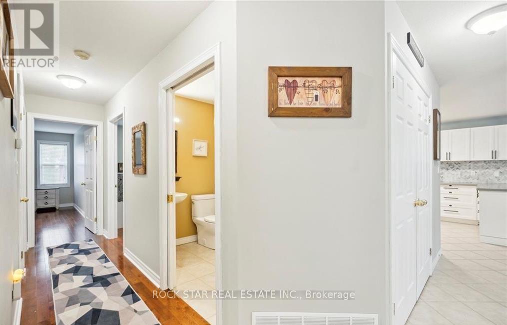 996 Beach Boulevard, Hamilton, Ontario  L8H 6Z4 - Photo 14 - X12428907