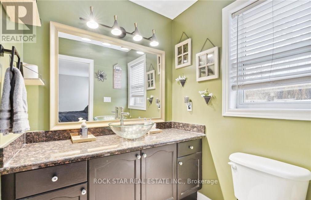 996 Beach Boulevard, Hamilton, Ontario  L8H 6Z4 - Photo 18 - X12428907