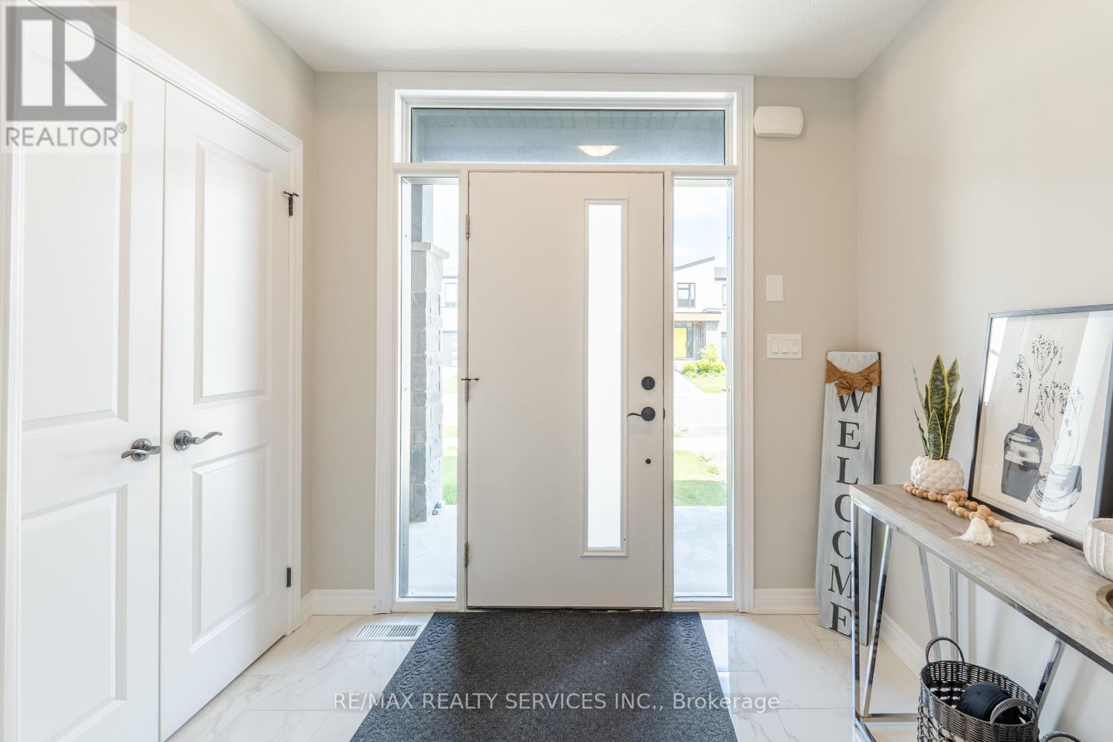7201 Parsa Street, Niagara Falls, Ontario  L2H 2Y6 - Photo 6 - X12428952