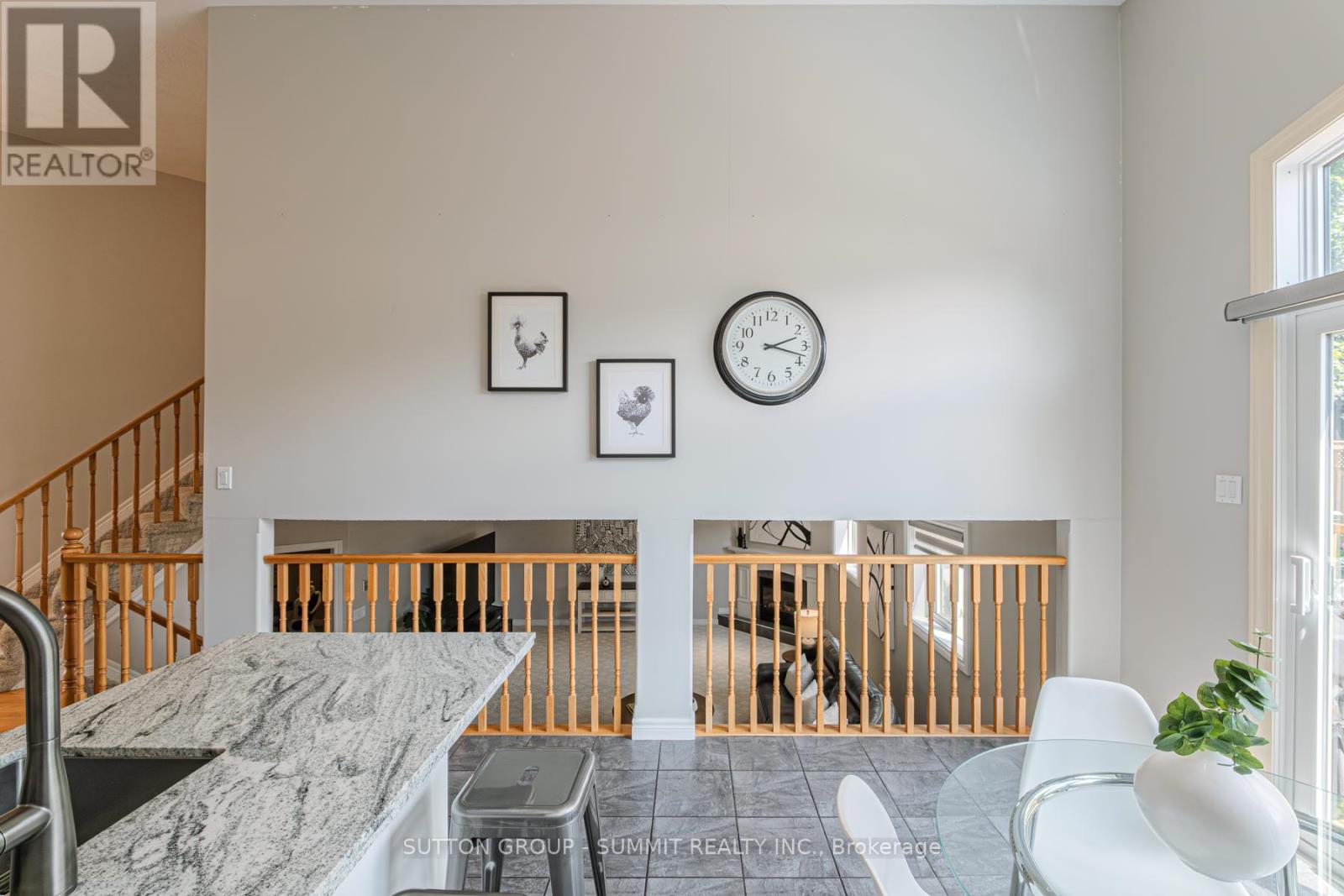 5 Macdonald Crescent, Brantford, Ontario  N3R 8B2 - Photo 14 - X12428957