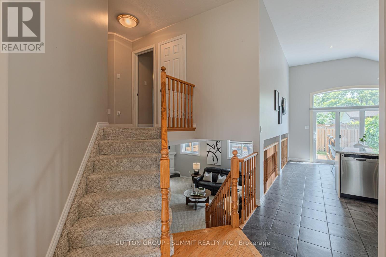5 Macdonald Crescent, Brantford, Ontario  N3R 8B2 - Photo 15 - X12428957