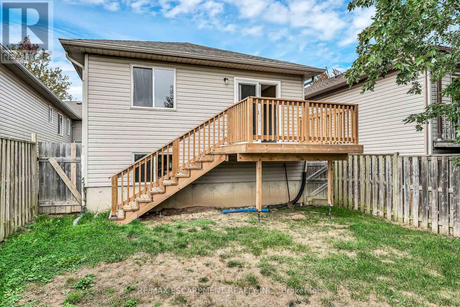 83 Marion Street, Hamilton, Ontario  L0R 1W0 - Photo 34 - X12428959