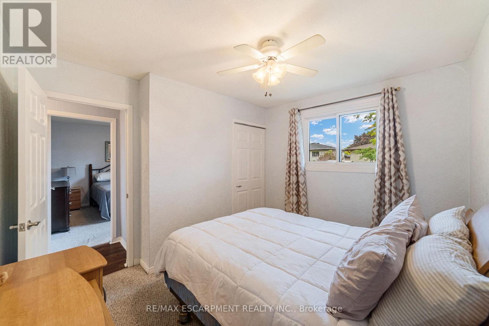 111 Boston Crescent, Hamilton, Ontario  L8T 4N1 - Photo 19 - X12428973