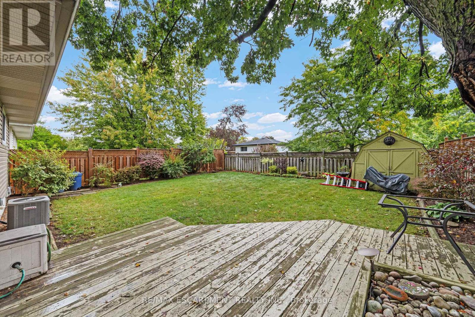 111 Boston Crescent, Hamilton, Ontario  L8T 4N1 - Photo 30 - X12428973