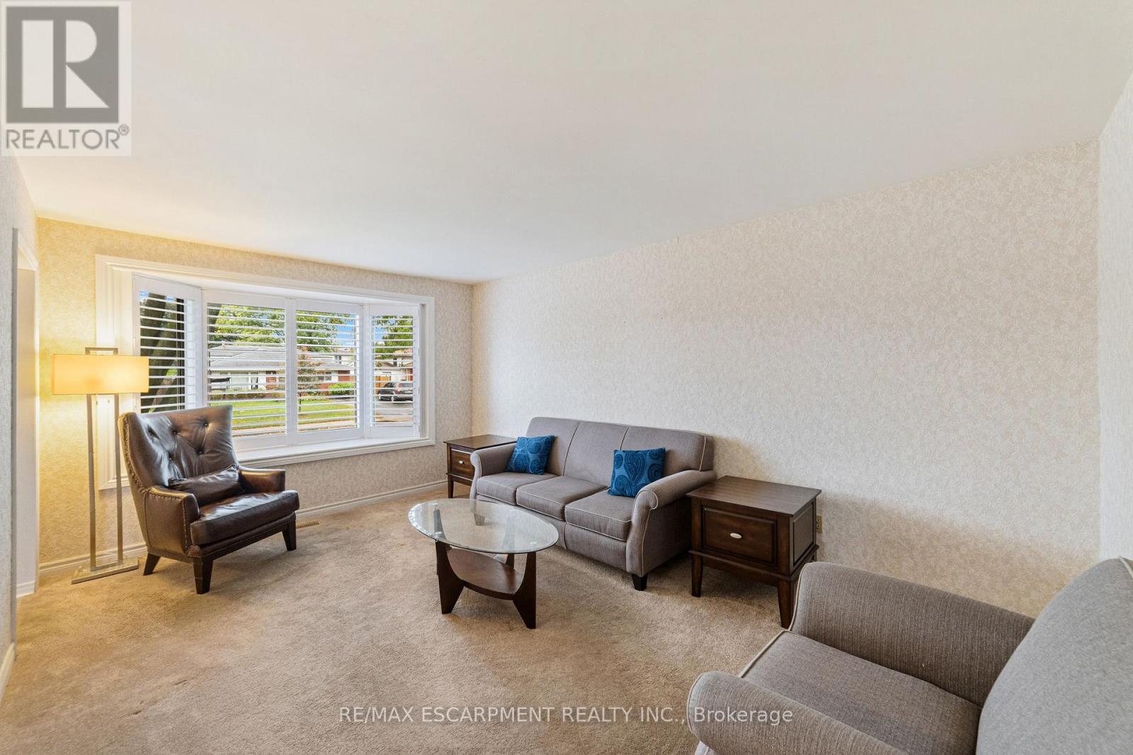 111 Boston Crescent, Hamilton, Ontario  L8T 4N1 - Photo 6 - X12428973