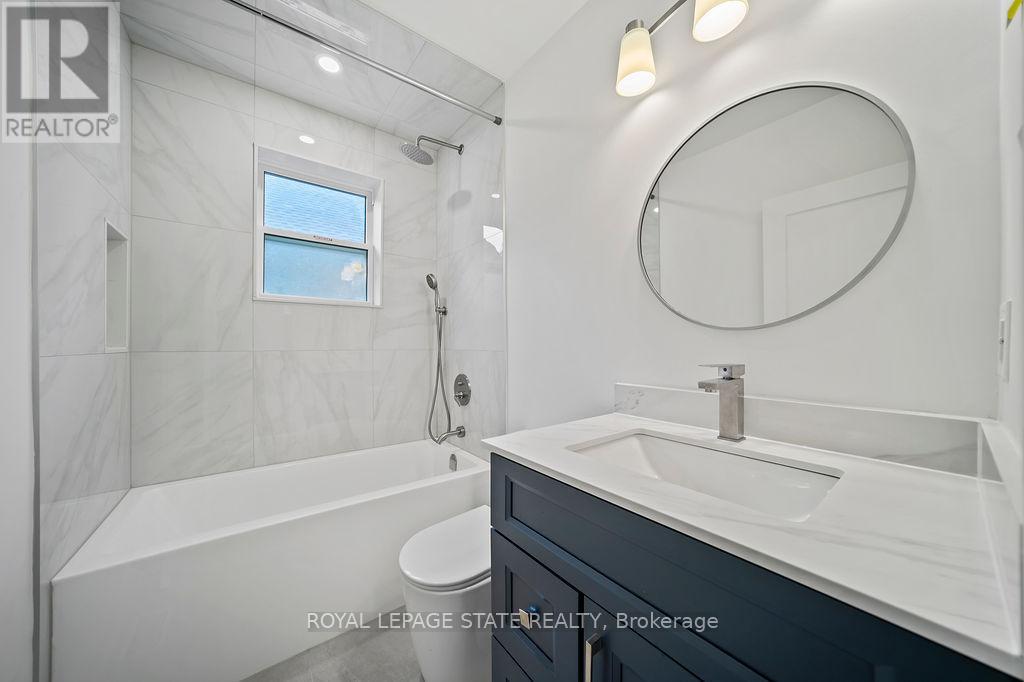 Unit 1 - 172 East 34th Street, Hamilton, Ontario  L8V 3W6 - Photo 13 - X12428979