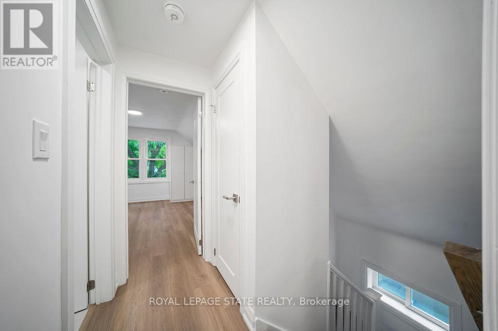 Unit 1 - 172 East 34th Street, Hamilton, Ontario  L8V 3W6 - Photo 15 - X12428979
