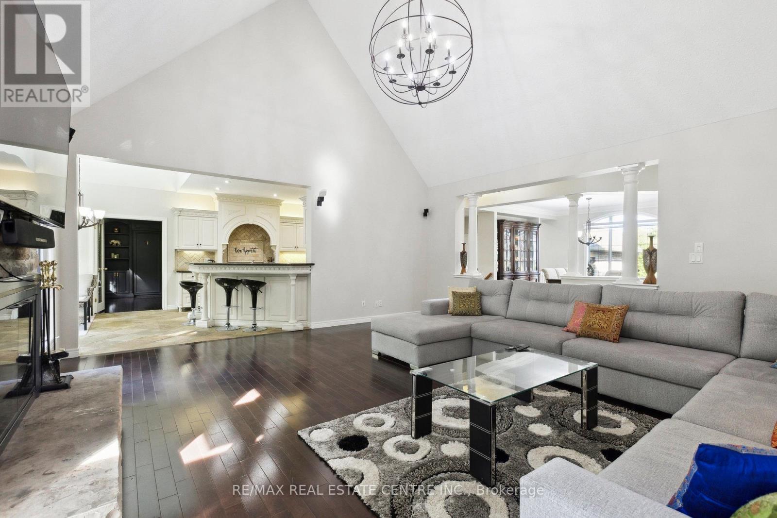 6 Fox Run Road, Puslinch, Ontario  N1H 6H9 - Photo 15 - X12429011